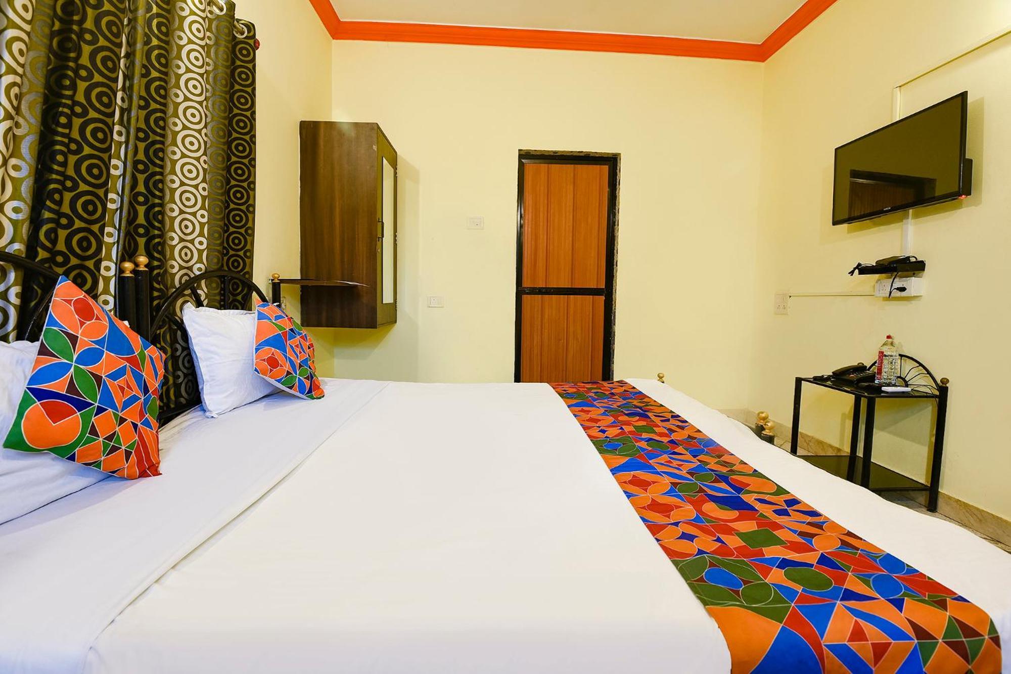 Fabhotel Joaquim Beachside Resort - Nr Tito'S Lane, Baga Beach 外观 照片